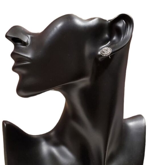 NEW DIAMOND VINTAGE STYLE SILVER STUD EARRINGS - Picture 2 of 8